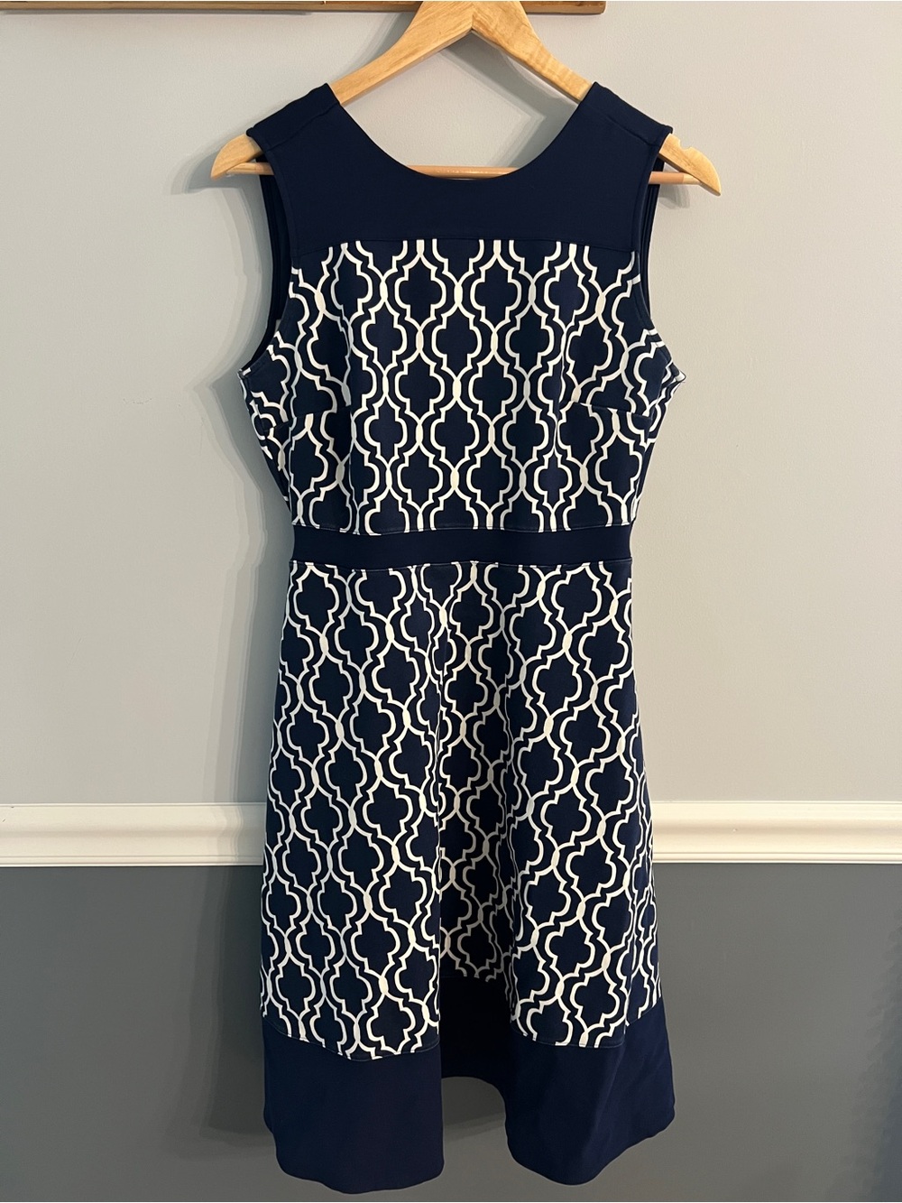 Lands’ End Navy Geometric Sleeveless Dress Size 10